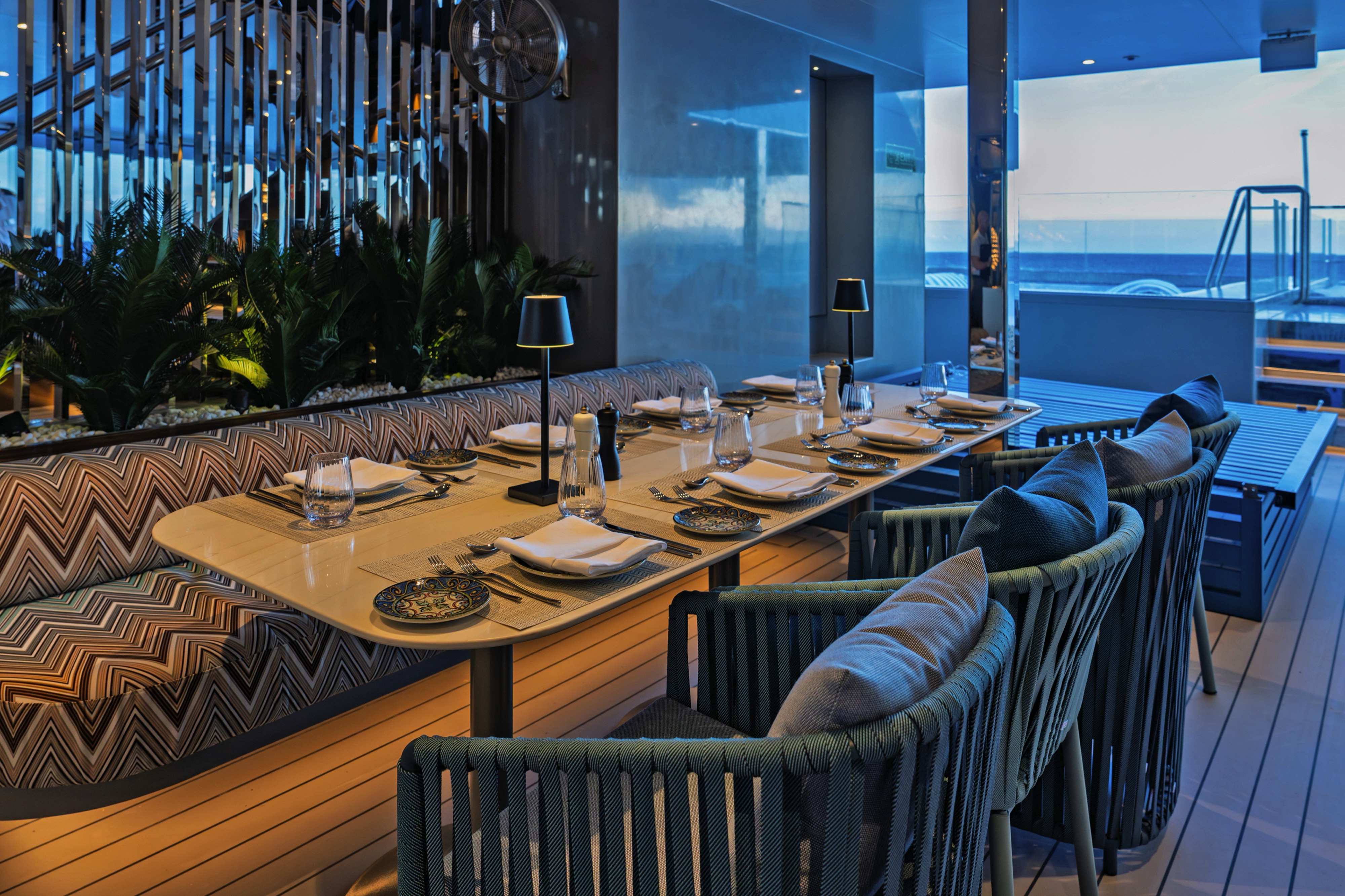 Emerald Kaia - Aqua Pool Cafe (Soleá Bar & Bistro)